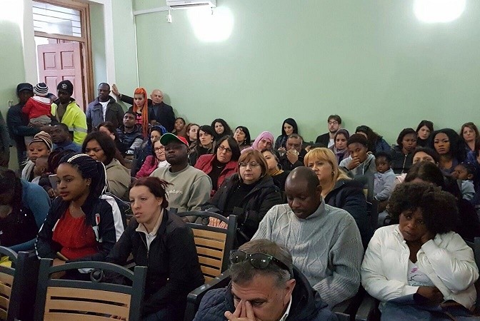 Calabria - Oliverio torna a Riace (RC): "Sosteniamo questo modello con ogni risorsa"