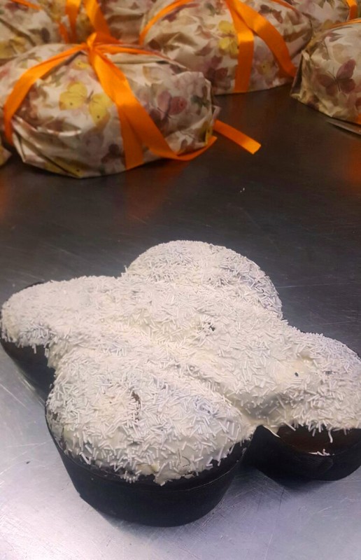 La colomba pasquale al Goji Italiano e bergamotto