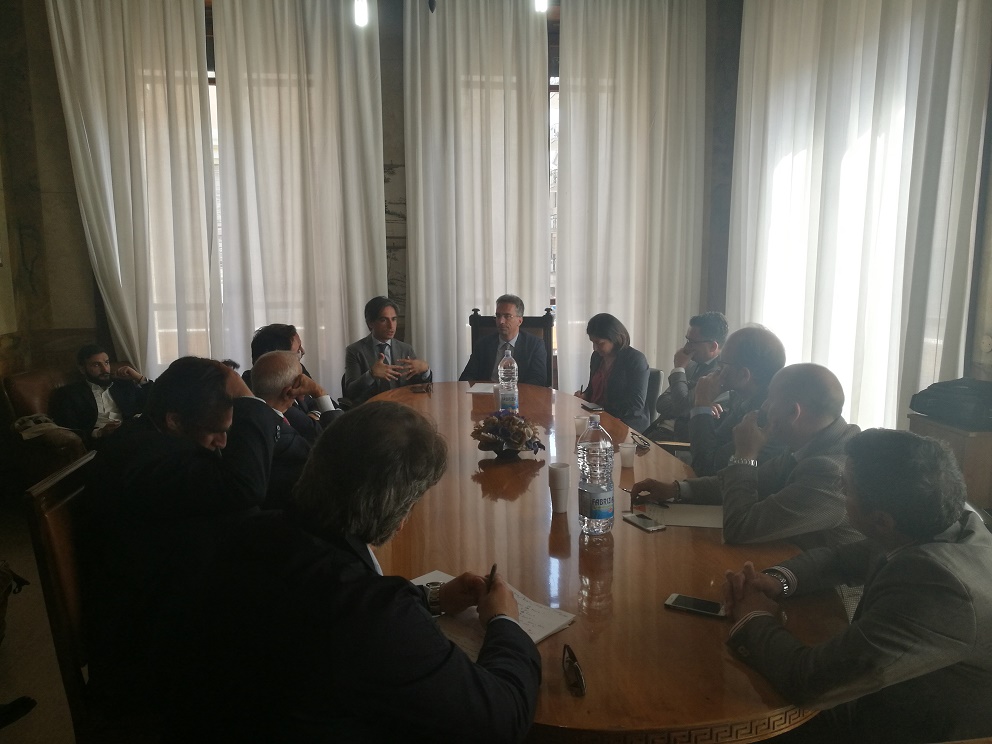 Reggio – Camera Commercio: “Intercettare flussi turistici Eolie per rilanciare Aeroporto”