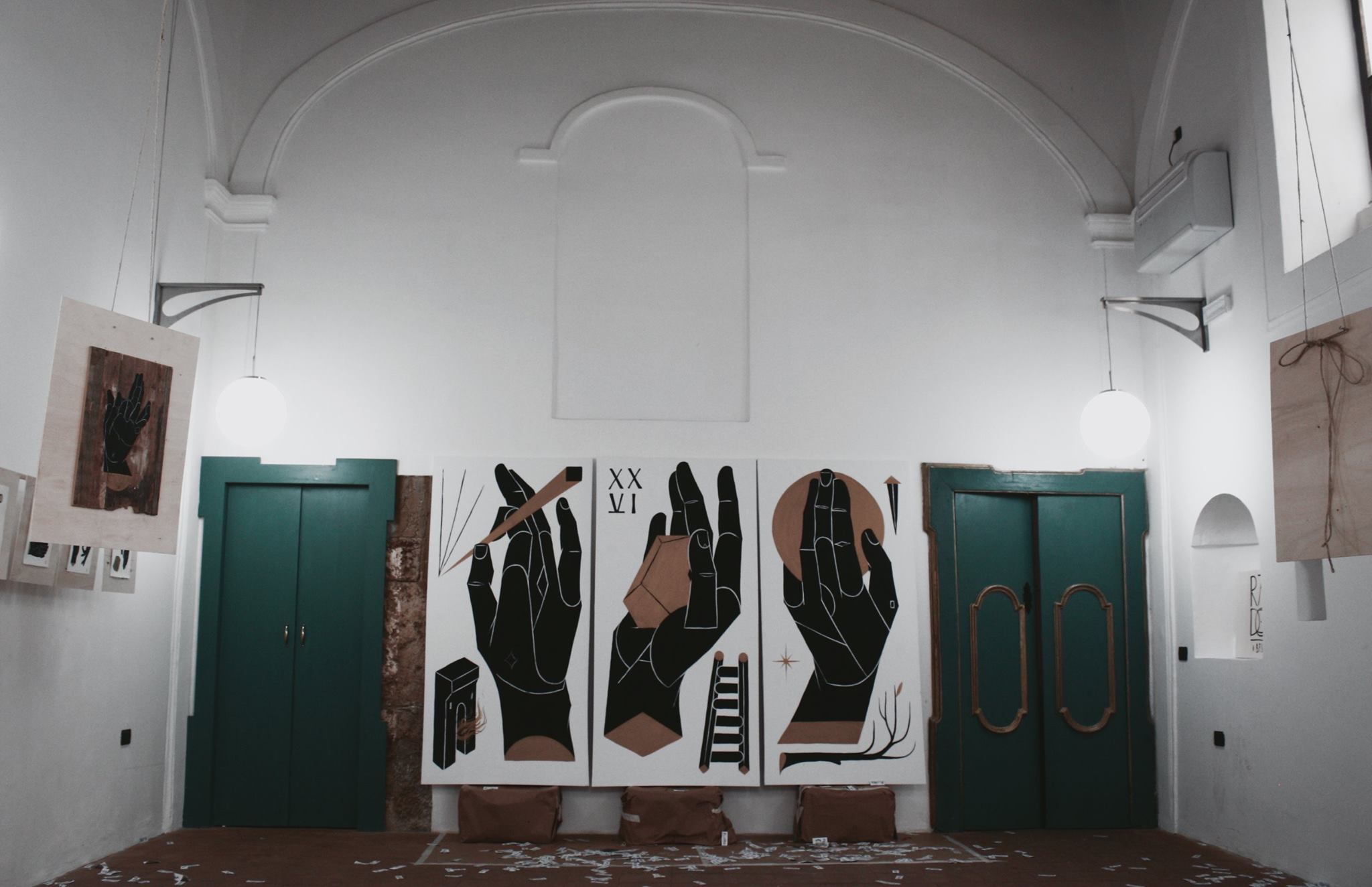 Successo per la mostra Purgatory del collettivo Random nel centro storico cittadino