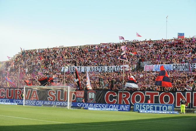 Juve tricolore, Crotone al tappeto (3-0) ma l’ex Gasp regala speranza