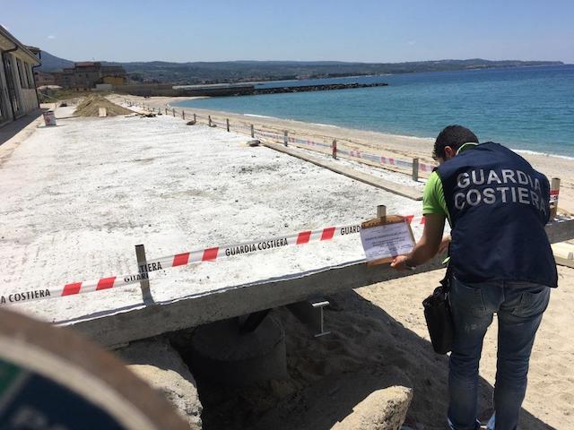Vibo Marina – Sequestrata parte di stabilimento balneare