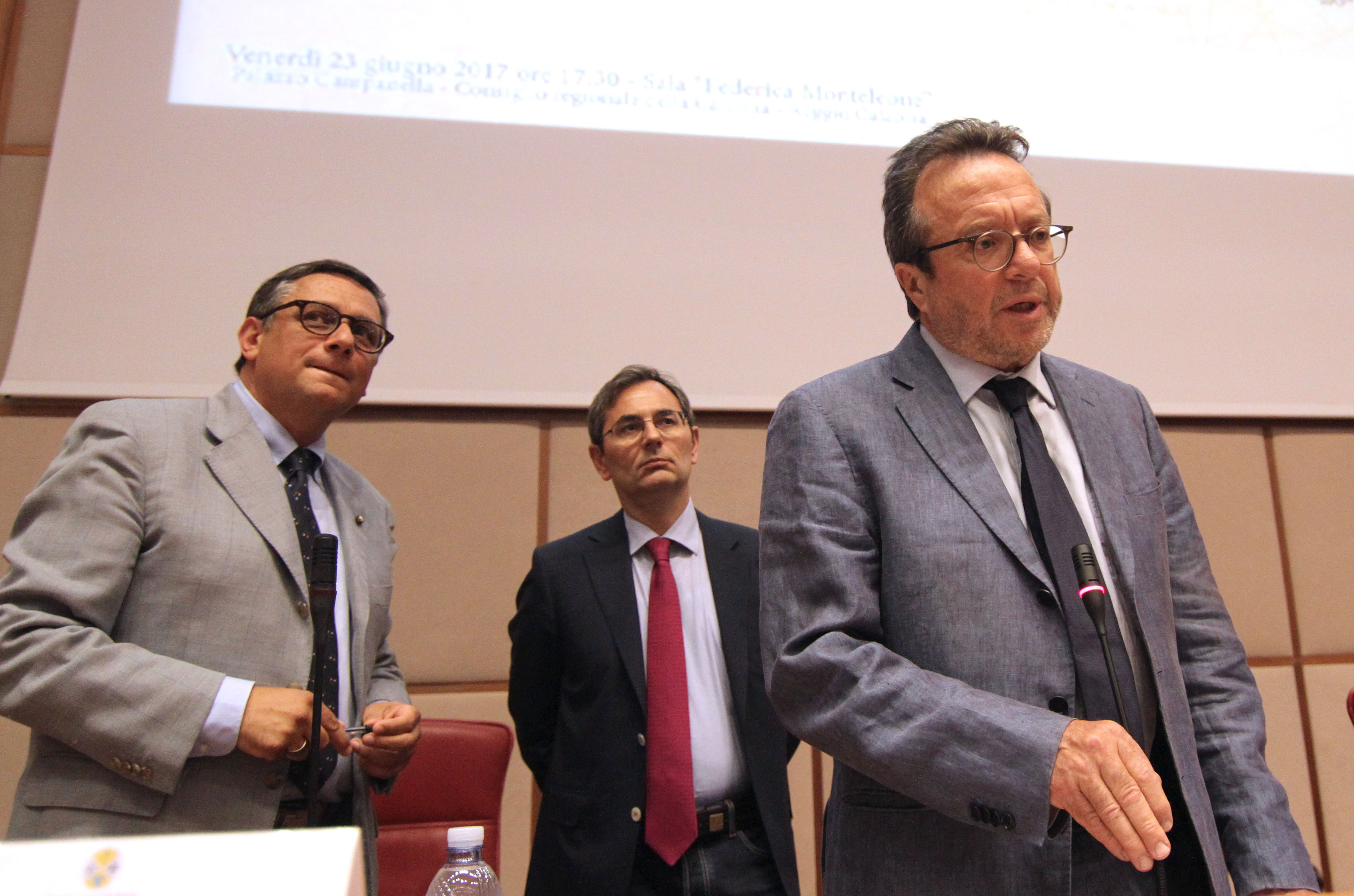 In Calabria non c’è neuropsichiatrica per minori: l’allarme del Garante e dei Tribunali