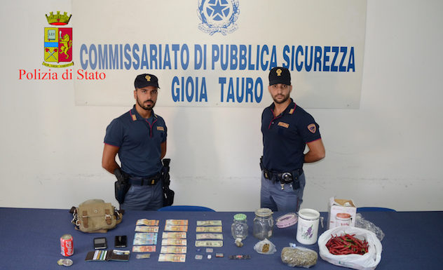 Gioia Tauro (RC) -Due arresti per cessione e detenzione di sostanze stupefacenti
