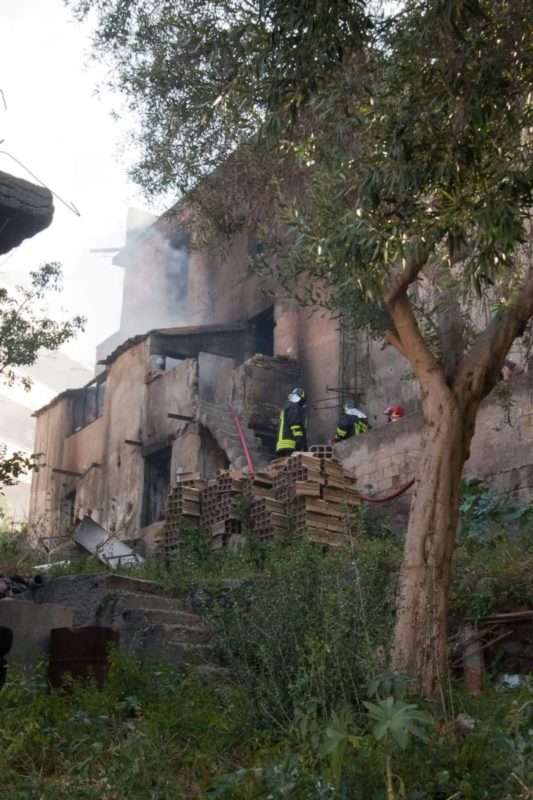 Reggio Calabria - Incendio in via Ammendola