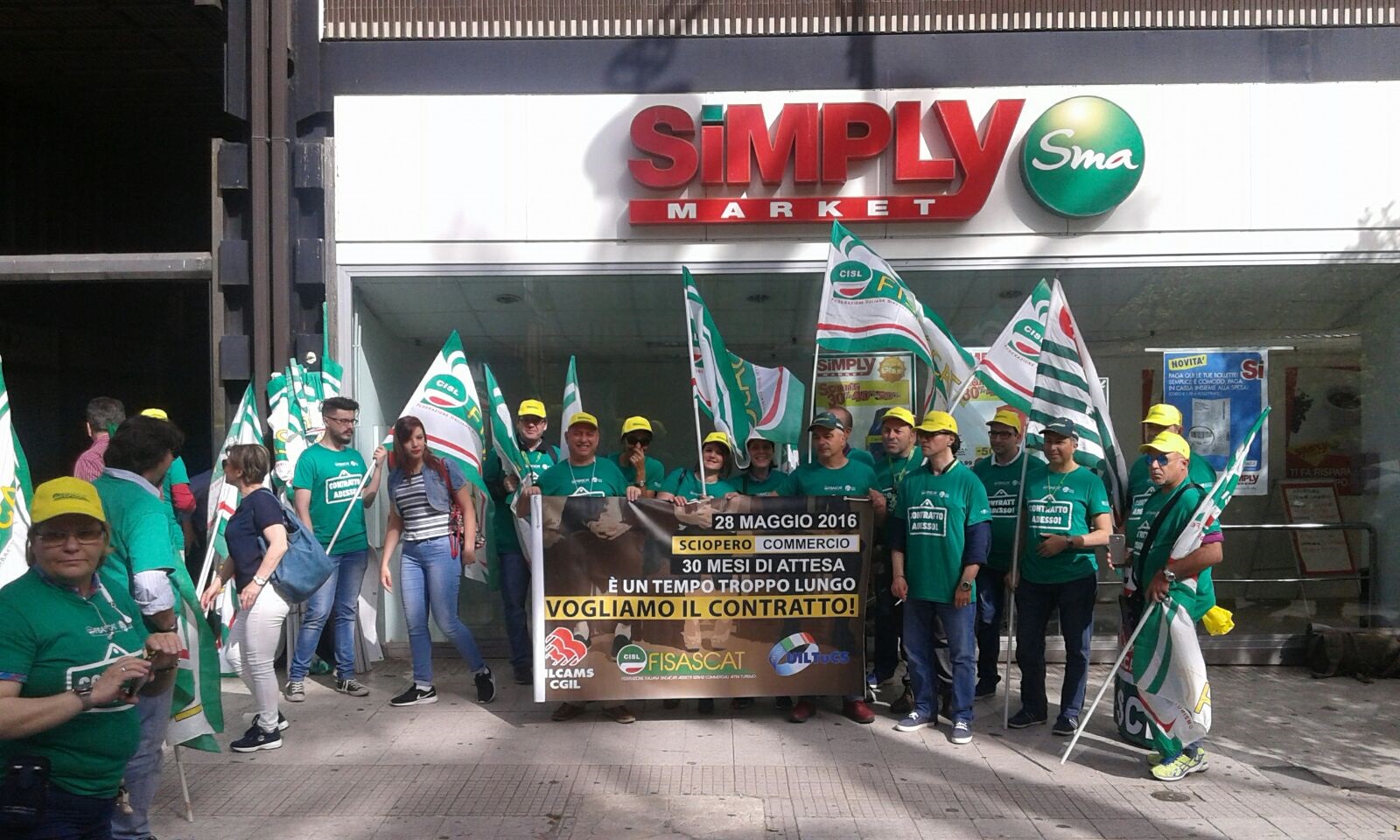 Messina - Sma Simply, 30 euro di aumento unilaterale ma non per tutti i 9mila addetti