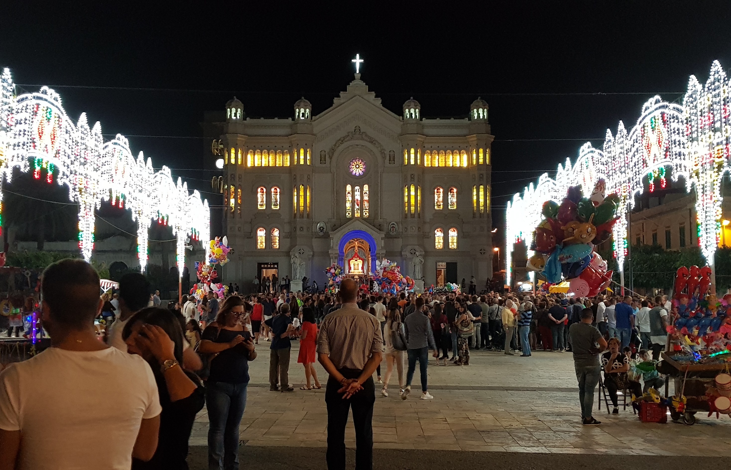 Perché spegnete la luce al Duomo?  La metafora di Reggio Calabria