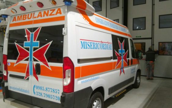 Diamante (CS) – Intimidazione alla Misericordia, tagliate le gomme delle ambulanze