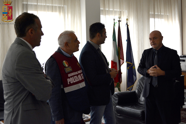 Reggio Calabria – La Questura aperta ai volontari di AISM