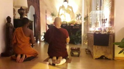 Reggio Calabria: al Al Santha Buddha Vihara grande celebrazione di Katina Pinkama