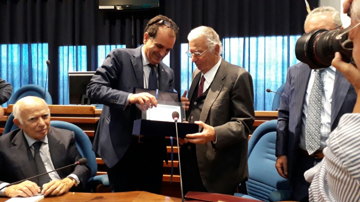 Carmelo Pujia tra Calabria e Dc, presentato libro a Catanzaro