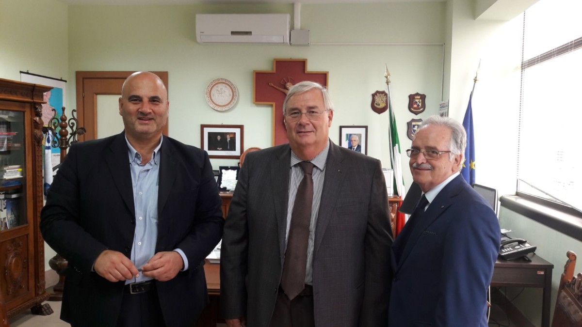 Portare le scuole a Cirò, intesa Comune Ufficio scolastico regionale