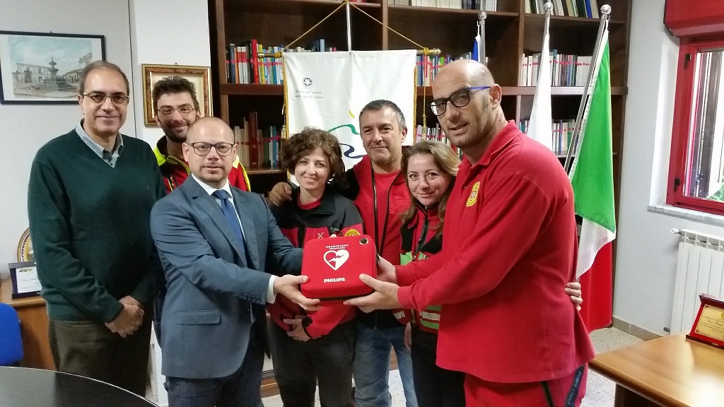 Parco Aspromonte dona defibrillatore a Soccorso Alpino Calabria