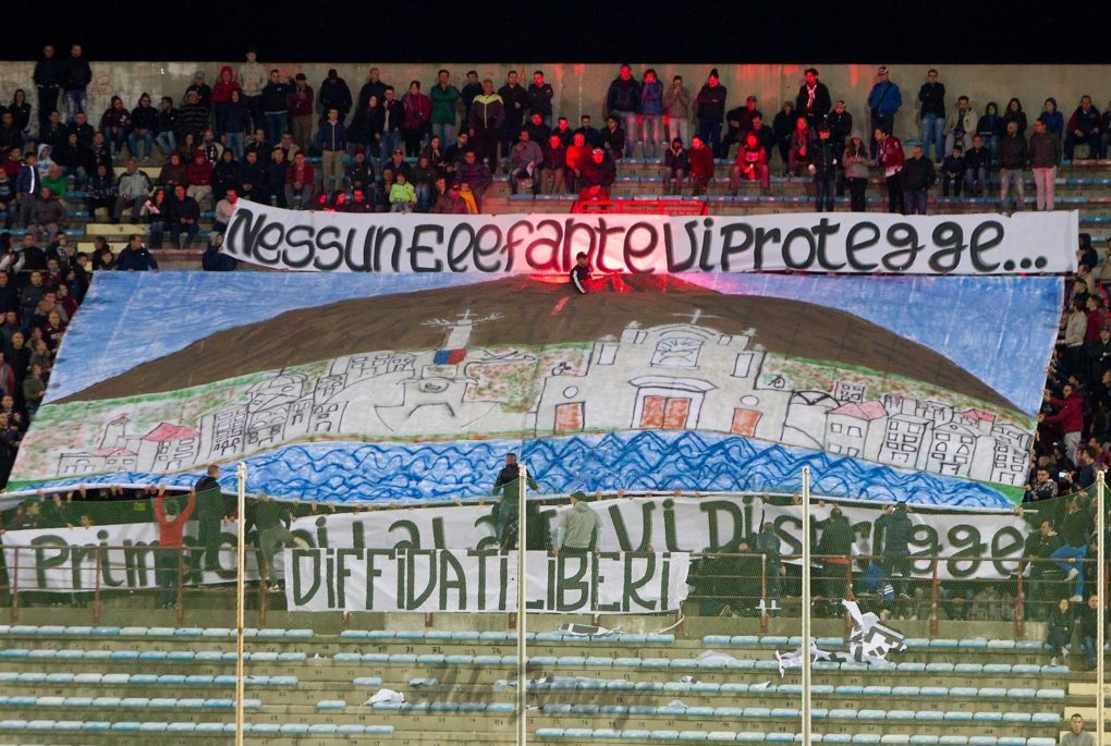 Reggina, il giudice sportivo ha deciso: chiusa la Curva Sud