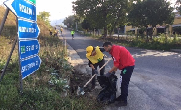 Puliamo il Mondo – Seconda tappa in Calabria della campagna autunnale di Legambiente