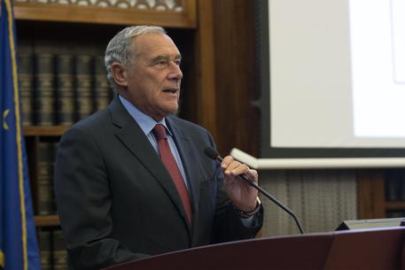 Pietro Grasso a Vibo Valentia. “Spero calendarizzare Ius Soli”