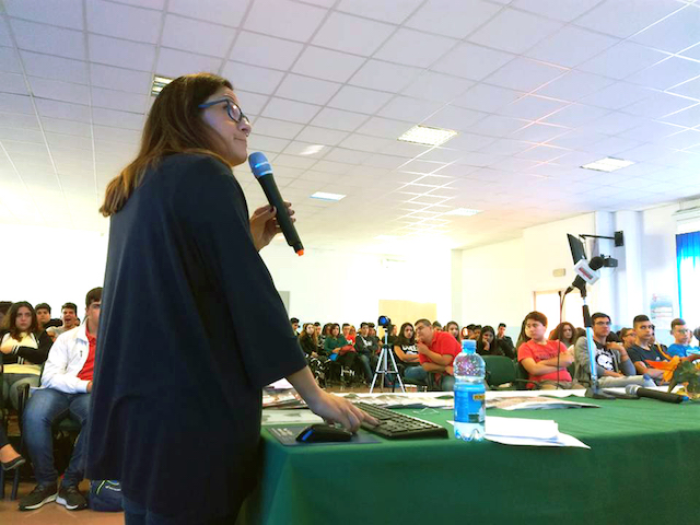 Videoconferenza satellitare di Gino Strada con gli studenti reggini