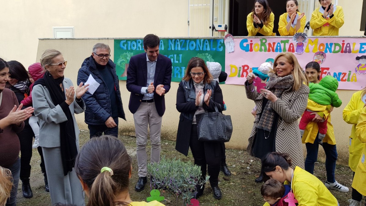 Reggio Calabria, assessore Nucera visita le scuole