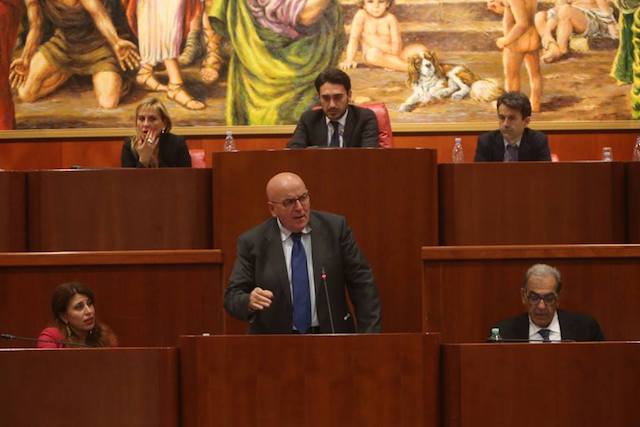 Mario Oliverio: “Entro dicembre indicazione sito per nuovo ospedale di Cosenza”