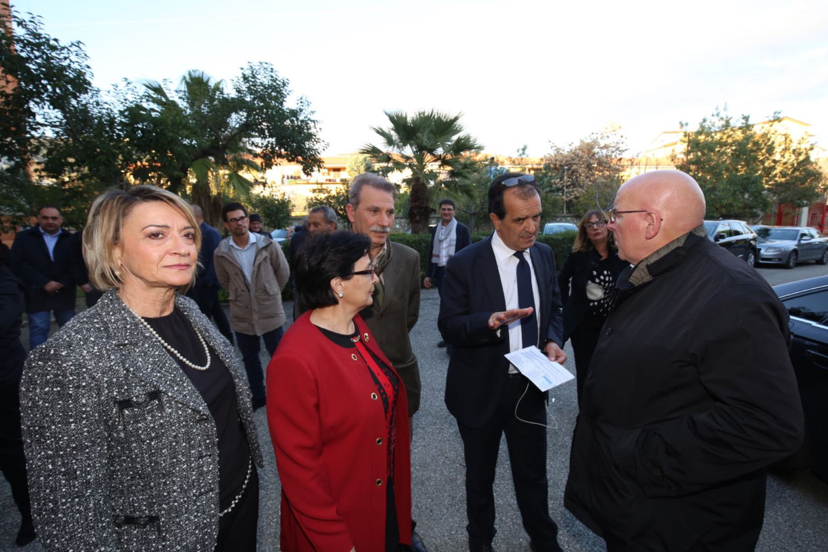 Scuole sicure 500, Oliverio nei cantieri dell’Ipsia Leonardo da Vinci di Lamezia