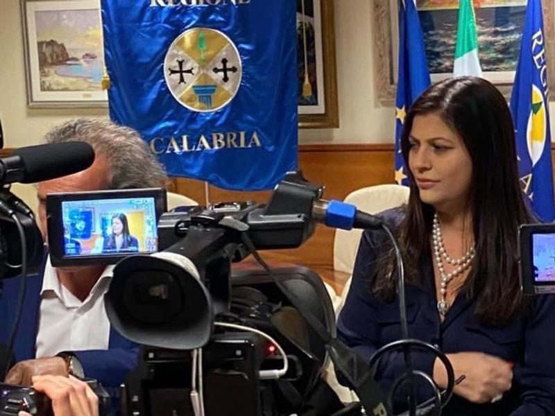 Coronavirus, Santelli: “Sospese tutte le attività ambulatoriali non urgenti”