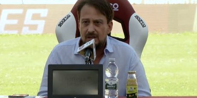 Reggina, Gallo fiume in piena: dal Granillo a Menez