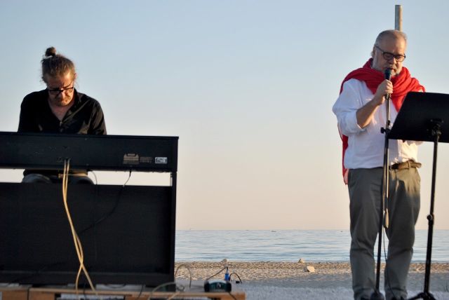 Astràgali Teatro all’Horcynus Festival Reggio Calabria con Fabio Tolledi e Mauro Tre. La “Storia dell’occhio” di scena venerdì 28 agosto al Castello Aragonese