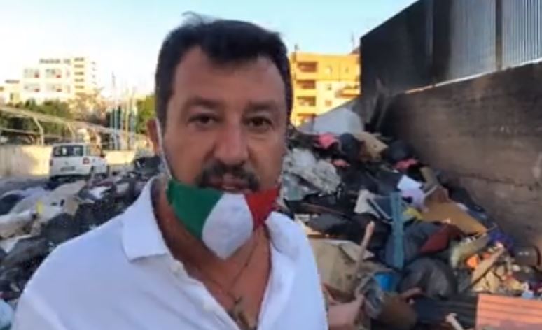 Reggio Calabria – Salvini a Ciccarello: ‘Qui la mascherina serve per la puzza, amministrazione incapace’