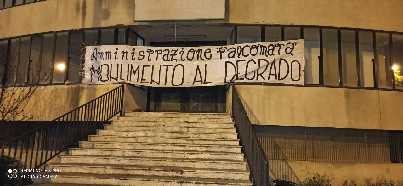 Reggio Calabria, il presidente del Centro Studi Tradizione Partecipazione: “Struttura Girasole monumento al degrado”