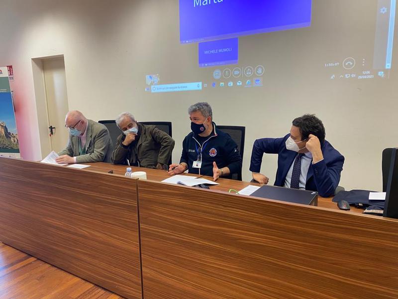 Vaccinazioni anti-Covid nei luoghi di lavoro, firmato protocollo Regione-sindacati