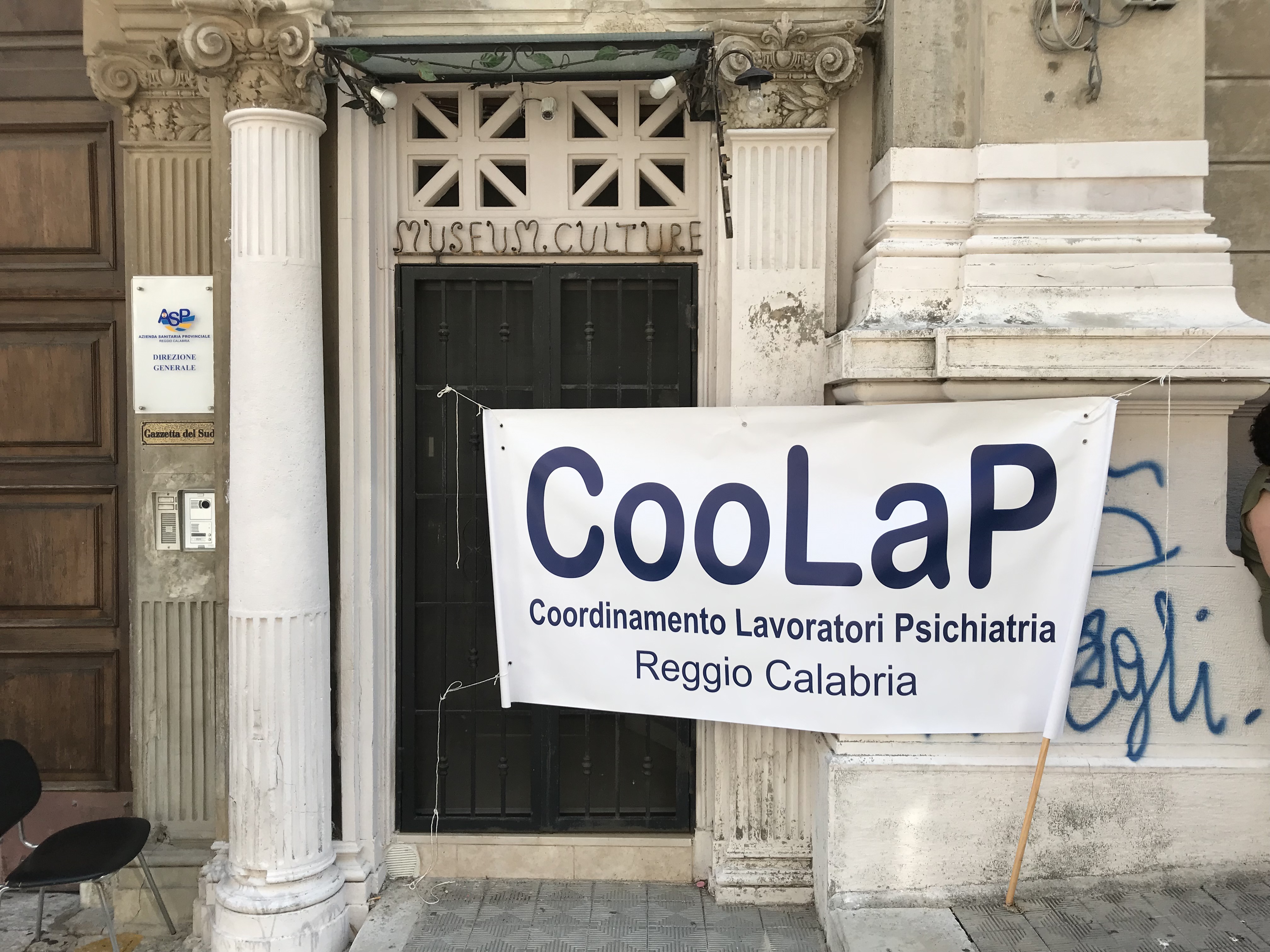 Reggio Calabria – Coolap: nuovo sit-in dei lavoratori dei servizi psichiatrici