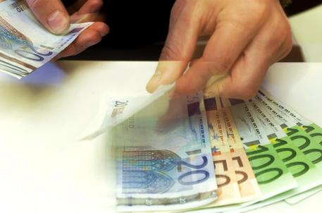 Covid: mutuo sospeso, ma banca preleva 7 rate a ristoratore