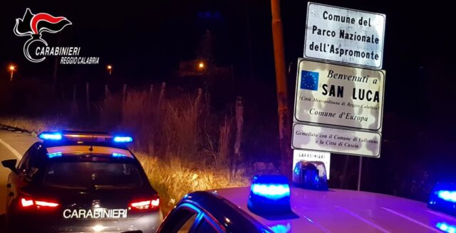 Positivi e in quarantena a spasso fuori casa – Denunciati due fratelli nel reggino