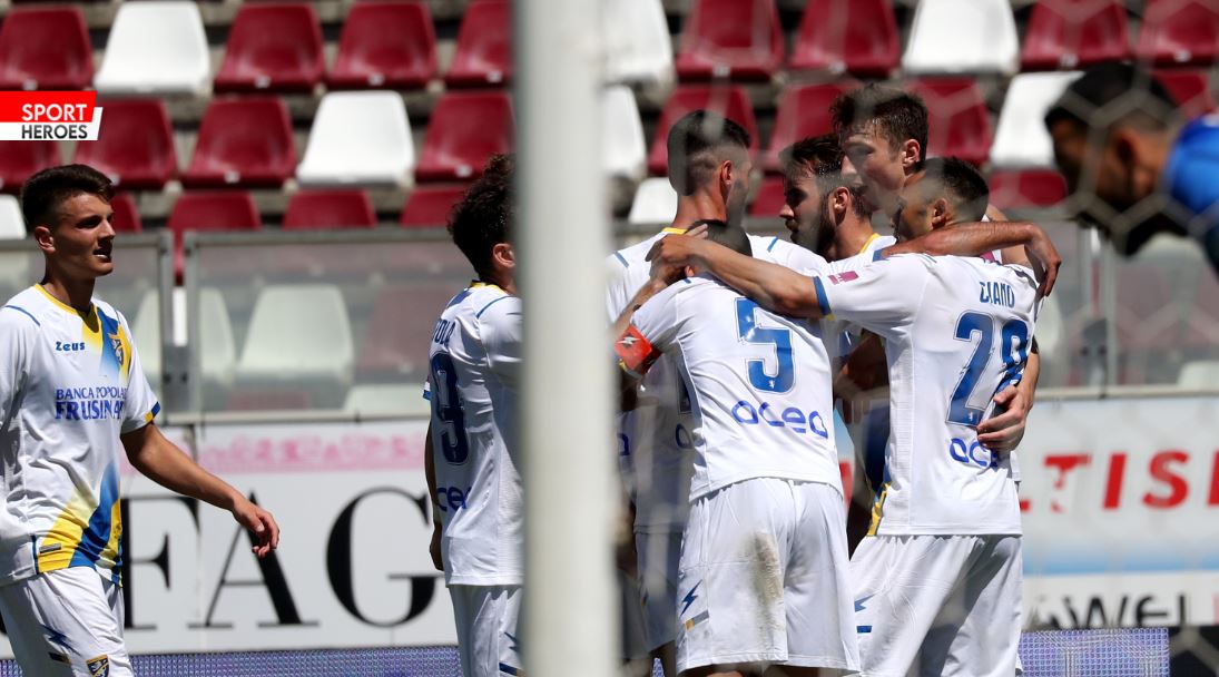 La Reggina chiude male, il Frosinone dilaga al Granillo