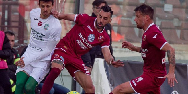 Ex Reggina, Garufo può riportare il Catanzaro  in B: è l’anno giusto per i giallorossi?