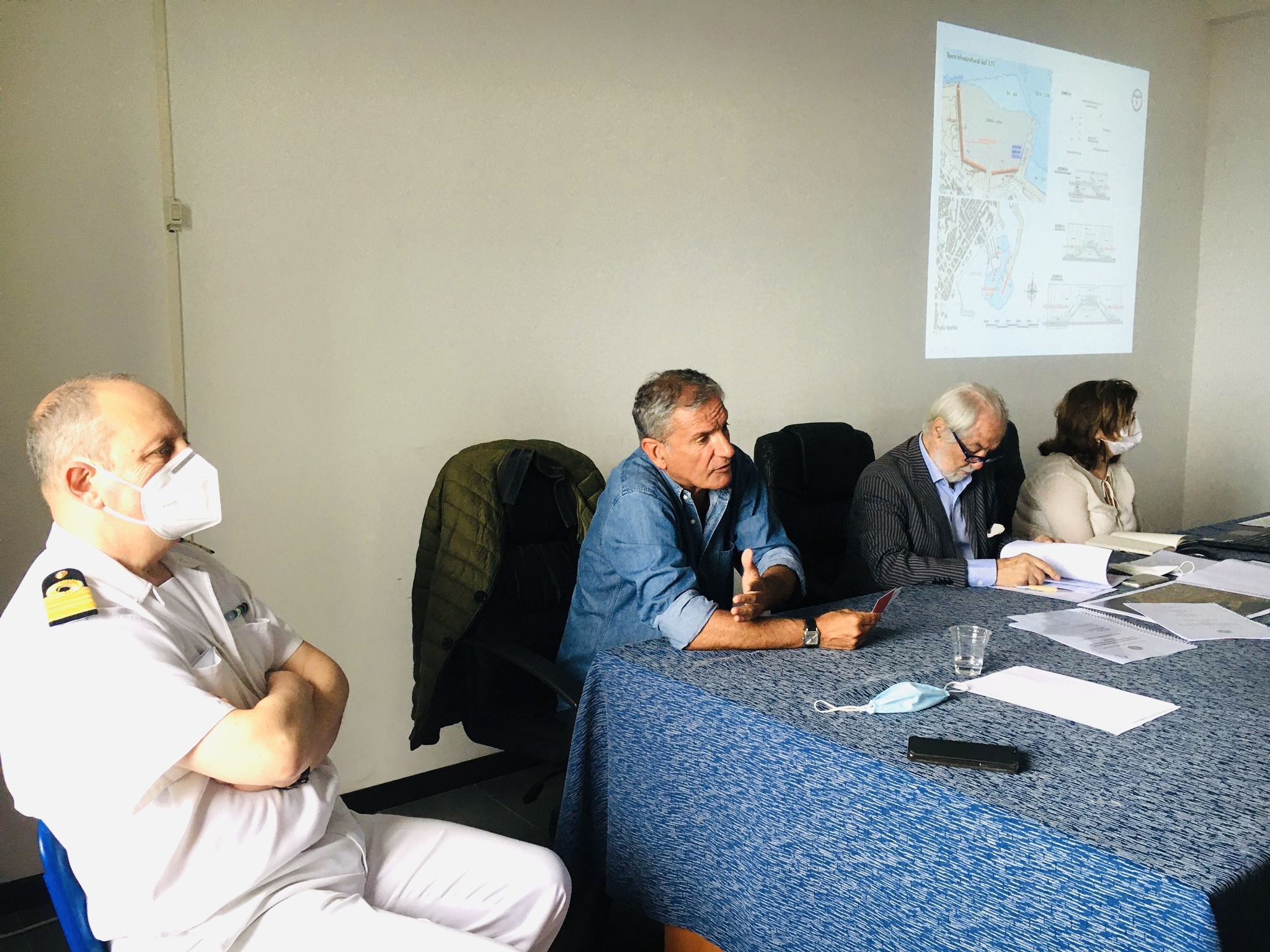 Riunione per adeguamento tecnico funzionale del piano regolatore portuale dello scalo di Crotone