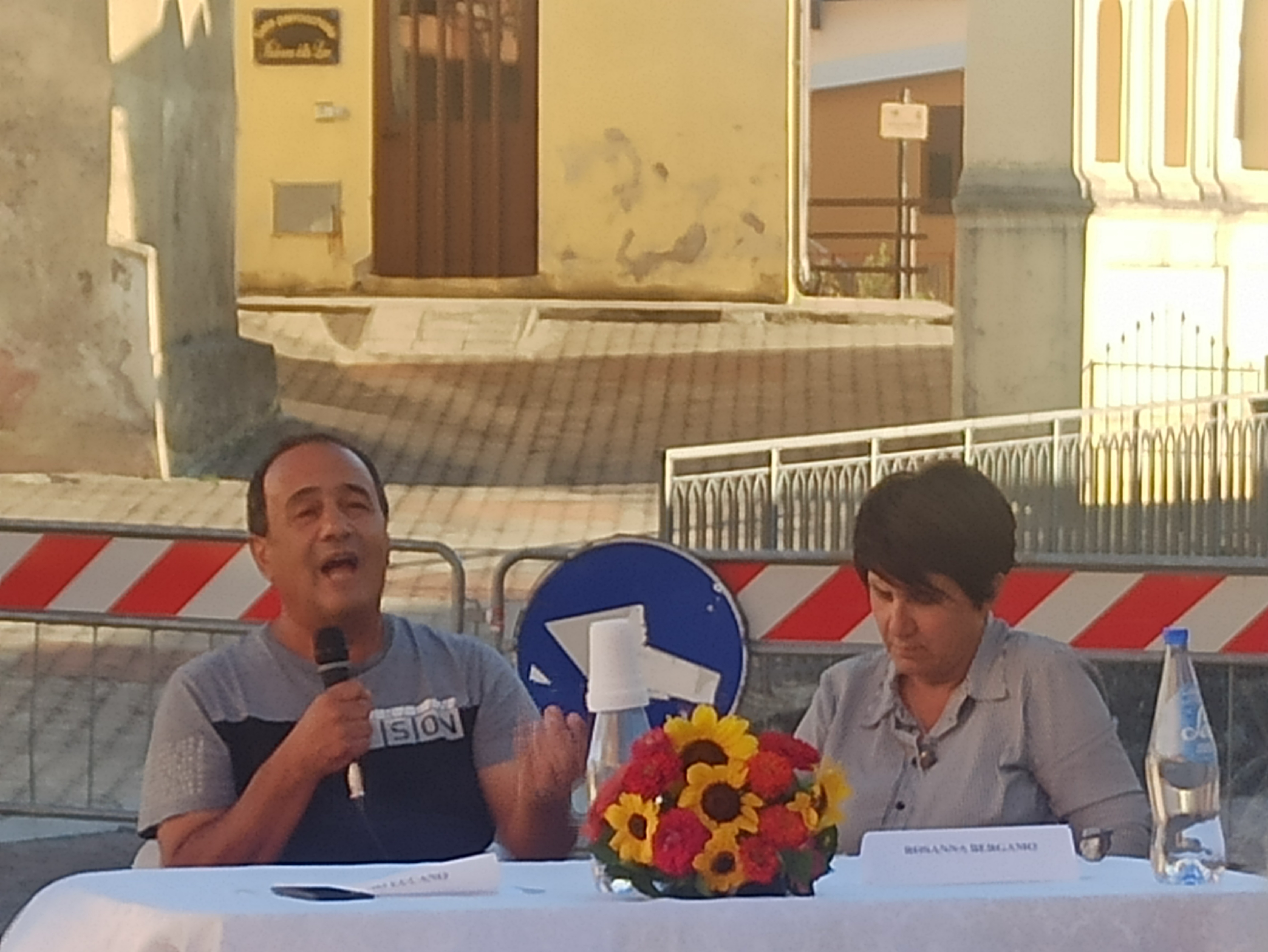Mimmo Lucano al LuceFest: "Non tutta la politica è una lotta per il potere e per i privilegi" - Vimarsana News