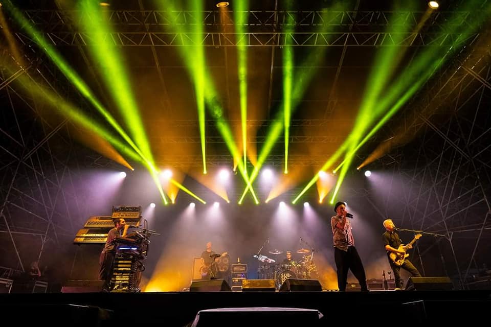 Reggio Calabria – Iniziato l’allestimento a Piazza Castello per i live di Subsonica, Aiello e Michielin