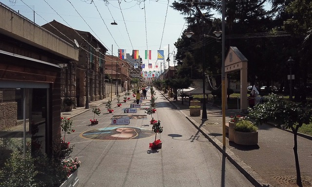 Torna in strada, dopo l’ultima edizione online, il “Concorso Internazionale dei Madonnari – Città di Taurianova”: