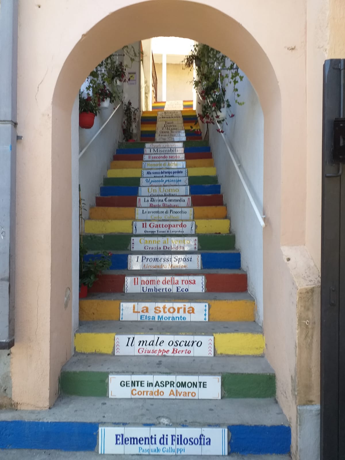 Tropea – La Scala Letteraria del Borgo dei Borghi 2021
