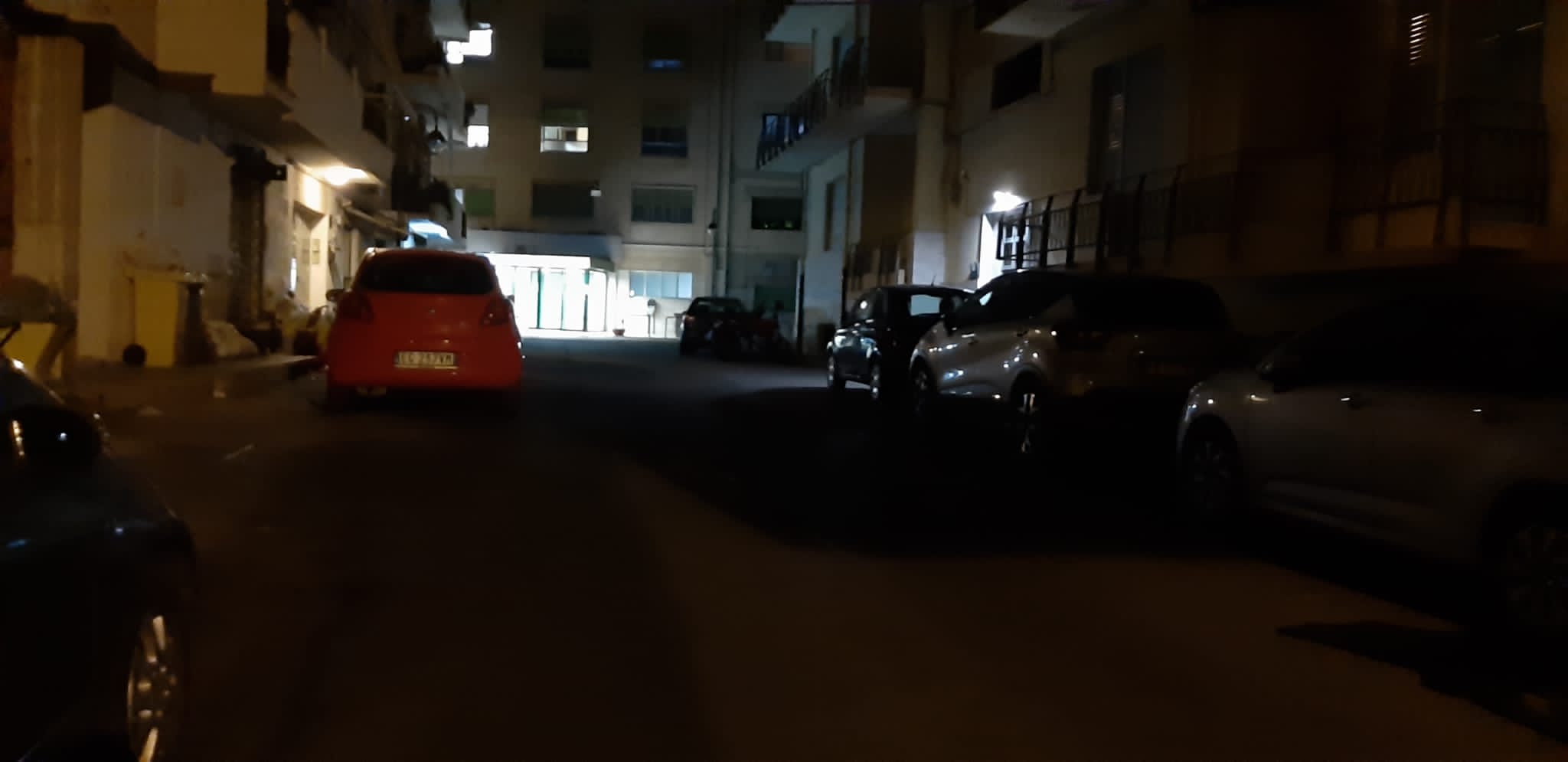 Reggio Calabria – La protesta degli abitanti di via Villa Aurora