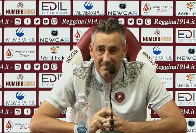 Reggina-Crotone, Aglietti: “Scelte condizionate dalle assenze, ma ho fidicia nelg ruppo.