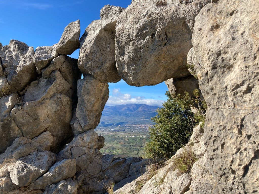 Scoperta una piccola “Stonehenge” nel Parco del Pollino