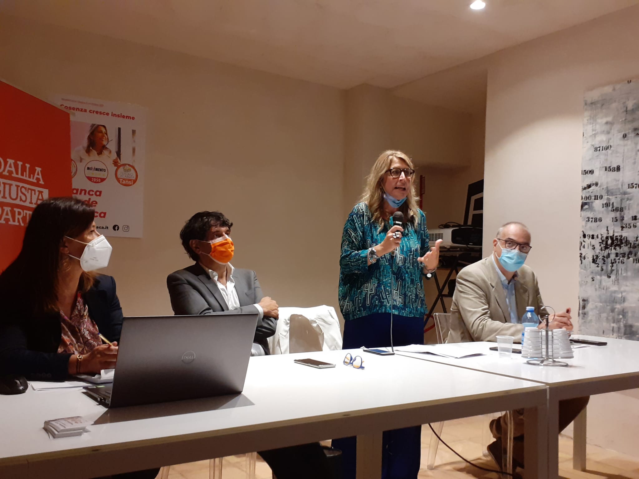 Amministrative Cosenza, presentati i candidati della coalizione “Cosenza cresce insieme” a sostegno di Bianca Rende