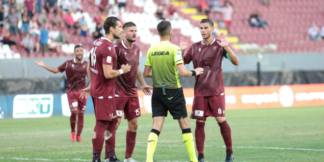 La Reggina cerca nuovi protagonisti