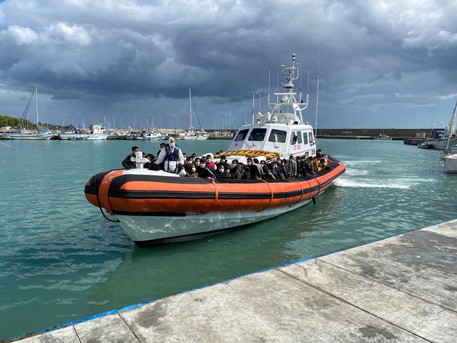 Ennesimo sbarco migranti nella Locride