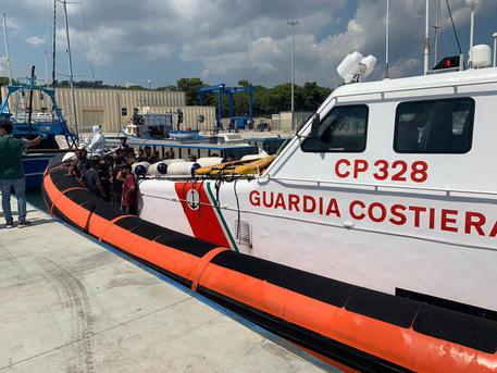 Migranti – Ancora uno sbarco nella Locride