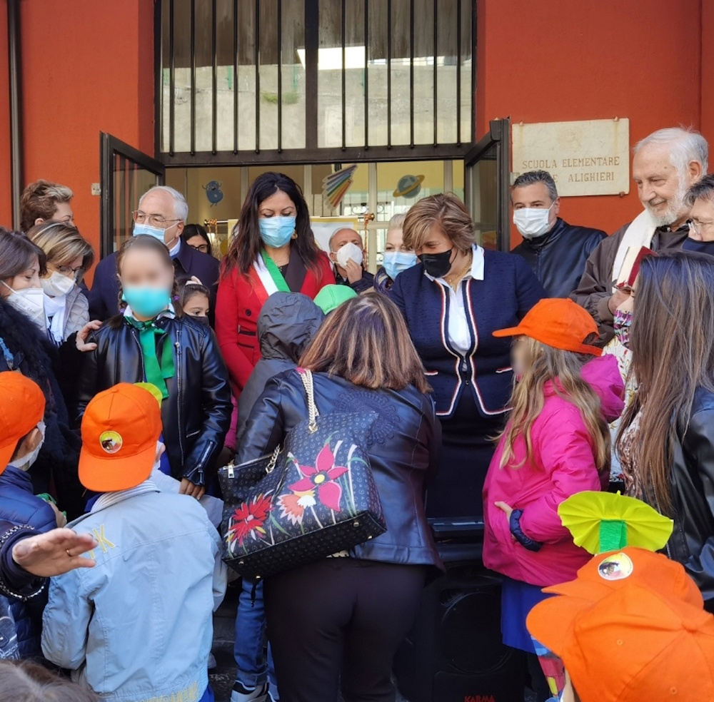 San Giovanni in Fiore: inaugurata la scuola elementare Dante Alighieri