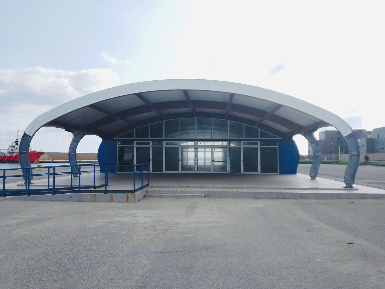 Porto di Crotone – L’Ente affida in concessione il terminal crociere