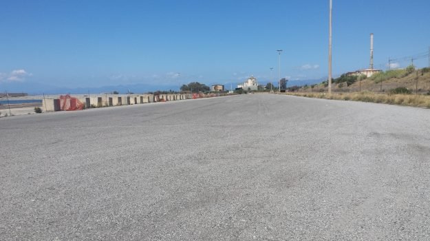 Il porto di Saline assegnato all’Autorità dello Stretto